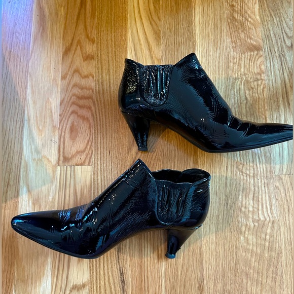 Prada, Valarie Donna black booties (size 38) - Picture 6 of 7